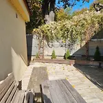 Domek Na Uboczu, Studio Z Tarasem