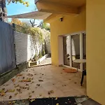Domek Na Uboczu, Studio Z Tarasem